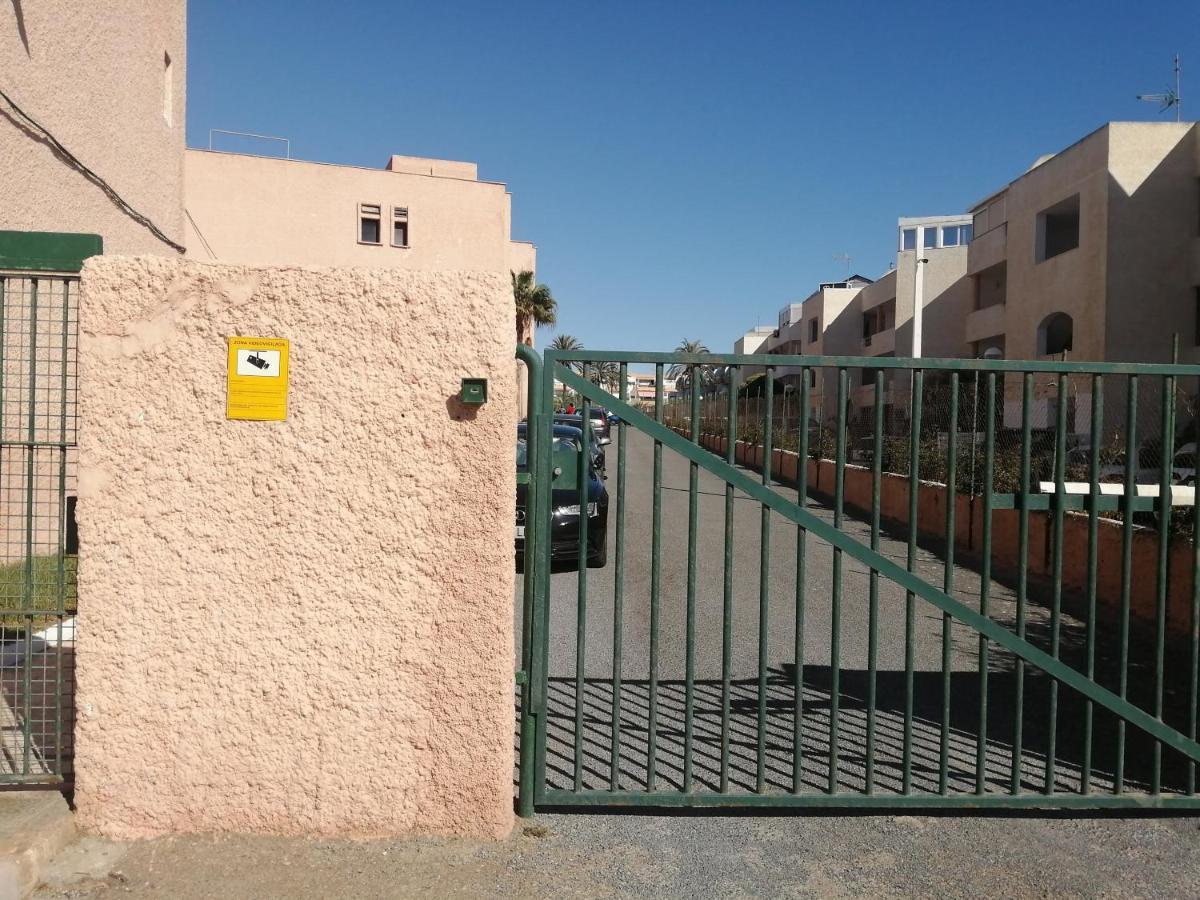 La Burbuja Almería村